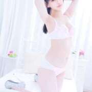 ヒメ日記 2025/12/17 23:34 投稿 木内りんご 全裸美女からのカゲキな誘惑