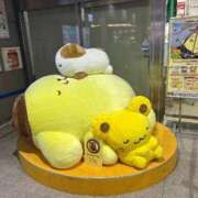 ヒメ日記 2026/04/17 04:28 投稿 木内りんご 全裸美女からのカゲキな誘惑