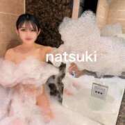 なつき 💛さいきんの悩み聞いて〜🩵 E+アイドルスクール