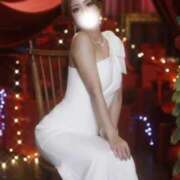 みやび 白が1番似合う女🤍 トリプルA