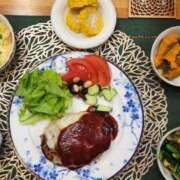 えま ハンバーグ😋🍴 luxury spa 風雅