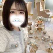 ゆいは☆最高峰あいどる極上モデル かわいい空間🧸 PREMIUM萌え可愛いチョコレート～全てのステージで感動の体験を～