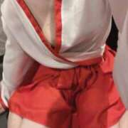 ヒメ日記 2025/02/28 00:30 投稿 内村ゆらの 断りきれない美人マッサージ嬢たち