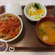 ほう ほうです💕 池袋あられ