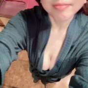 ヒメ日記 2025/06/20 09:43 投稿 なるせ もしも素敵な妻が指輪をはずしたら・・・カーラ