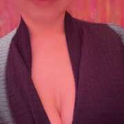 ヒメ日記 2025/07/23 09:53 投稿 なるせ もしも素敵な妻が指輪をはずしたら・・・カーラ