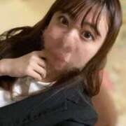 丸山　りえ スーツです🎶 スタイリッシュ秘書