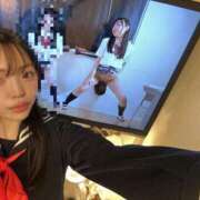 蓮見ゆうあ 作品がホテルにあった笑 ブルーバード