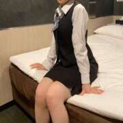 ふゆ 出勤してます！ クンニ専門店 おクンニ学園 池袋校