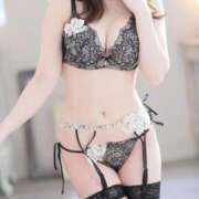 ヒメ日記 2025/12/04 02:51 投稿 早乙女しの 池袋㊙エステ～フル勃起～