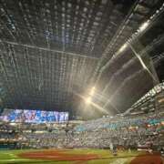 宮下涼子 来週月曜日出勤したら、皆さん予約入れてくれるかな🫣 お姉さんCLUB