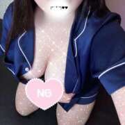 ヒメ日記 2025/09/17 09:00 投稿 ミモザ 飾窓