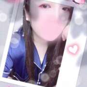 ヒメ日記 2025/10/04 23:43 投稿 ミモザ 飾窓