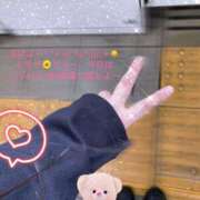 ヒメ日記 2025/10/27 10:00 投稿 ミモザ 飾窓