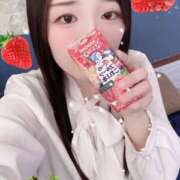 ヒメ日記 2025/11/24 15:00 投稿 ミモザ 飾窓