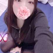 ヒメ日記 2025/11/25 17:00 投稿 ミモザ 飾窓