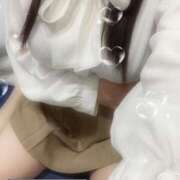 ヒメ日記 2025/11/26 21:49 投稿 ミモザ 飾窓