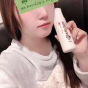 ヒメ日記 2026/03/11 08:10 投稿 ミモザ 飾窓