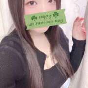 ヒメ日記 2026/03/21 22:22 投稿 ミモザ 飾窓