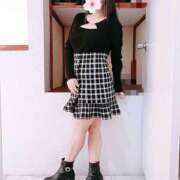 ヒメ日記 2026/03/30 23:46 投稿 ミモザ 飾窓