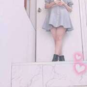 ヒメ日記 2026/04/03 22:00 投稿 ミモザ 飾窓