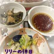 ヒメ日記 2025/02/19 08:30 投稿 NewWorldだ『リリー』 ESSENCE