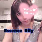 ヒメ日記 2025/07/18 18:24 投稿 NewWorldだ『リリー』 ESSENCE