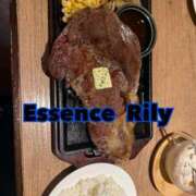 ヒメ日記 2025/08/19 22:06 投稿 NewWorldだ『リリー』 ESSENCE