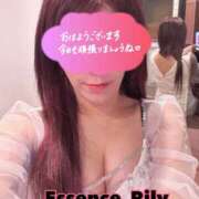 ヒメ日記 2025/10/21 06:18 投稿 NewWorldだ『リリー』 ESSENCE