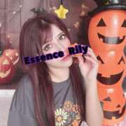 ヒメ日記 2025/10/22 06:18 投稿 NewWorldだ『リリー』 ESSENCE