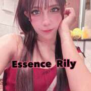 ヒメ日記 2025/10/24 05:54 投稿 NewWorldだ『リリー』 ESSENCE