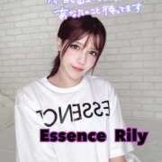 ヒメ日記 2025/12/08 05:20 投稿 NewWorldだ『リリー』 ESSENCE