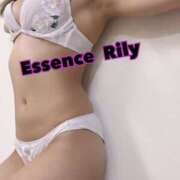 ヒメ日記 2025/12/14 19:44 投稿 NewWorldだ『リリー』 ESSENCE