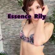 ヒメ日記 2025/12/27 20:29 投稿 NewWorldだ『リリー』 ESSENCE