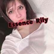 ヒメ日記 2026/01/01 16:14 投稿 NewWorldだ『リリー』 ESSENCE