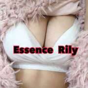ヒメ日記 2026/01/09 06:20 投稿 NewWorldだ『リリー』 ESSENCE