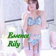 ヒメ日記 2026/04/21 06:15 投稿 NewWorldだ『リリー』 ESSENCE