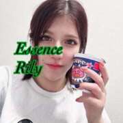 ヒメ日記 2026/05/03 08:00 投稿 NewWorldだ『リリー』 ESSENCE