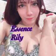 ヒメ日記 2026/06/01 05:52 投稿 NewWorldだ『リリー』 ESSENCE