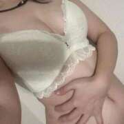 紫乃(しの) 💚　明日、出勤します　💛 渋谷蘭の会