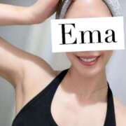 芽吹エマ その場限りの惰性的なふれ合いでなんて、満たされるわけないじゃない ローテンブルク