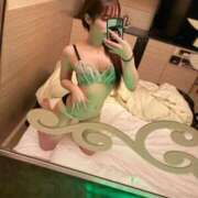 ヒメ日記 2026/04/03 21:18 投稿 こなつ 素敵な女の子は好きですか？