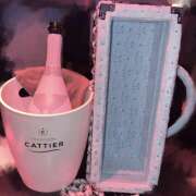 あやか あやかです！ 神田はっち