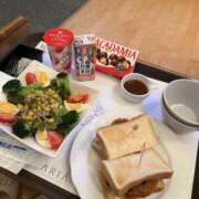 れいな 毎週のデート🖤 ちゃんこ幕張店