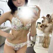 ヒメ日記 2025/07/22 21:11 投稿 佐々木りの 断りきれない美人マッサージ嬢たち