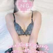 ヒメ日記 2025/11/29 00:57 投稿 しおり☆黒髪清楚な美少女♡ さくらんぼ女学院