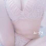 ヒメ日記 2025/08/22 08:40 投稿 みづき(昭和49年生まれ) 熟年カップル名古屋～生電話からの営み～