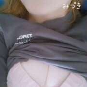 ヒメ日記 2025/10/19 08:58 投稿 みづき(昭和49年生まれ) 熟年カップル名古屋～生電話からの営み～