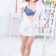 ヒメ日記 2025/12/02 08:50 投稿 ブルーベル 飾窓