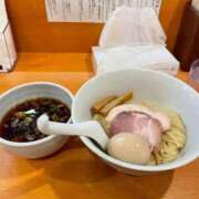 ヒメ日記 2025/04/17 19:09 投稿 ひな 白い巨乳